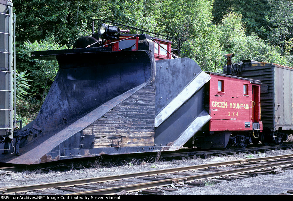 Green Mountain snow plow X104